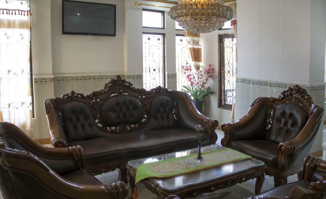 Hotel Wiwi Perkasa 2 Indramayu Экстерьер фото