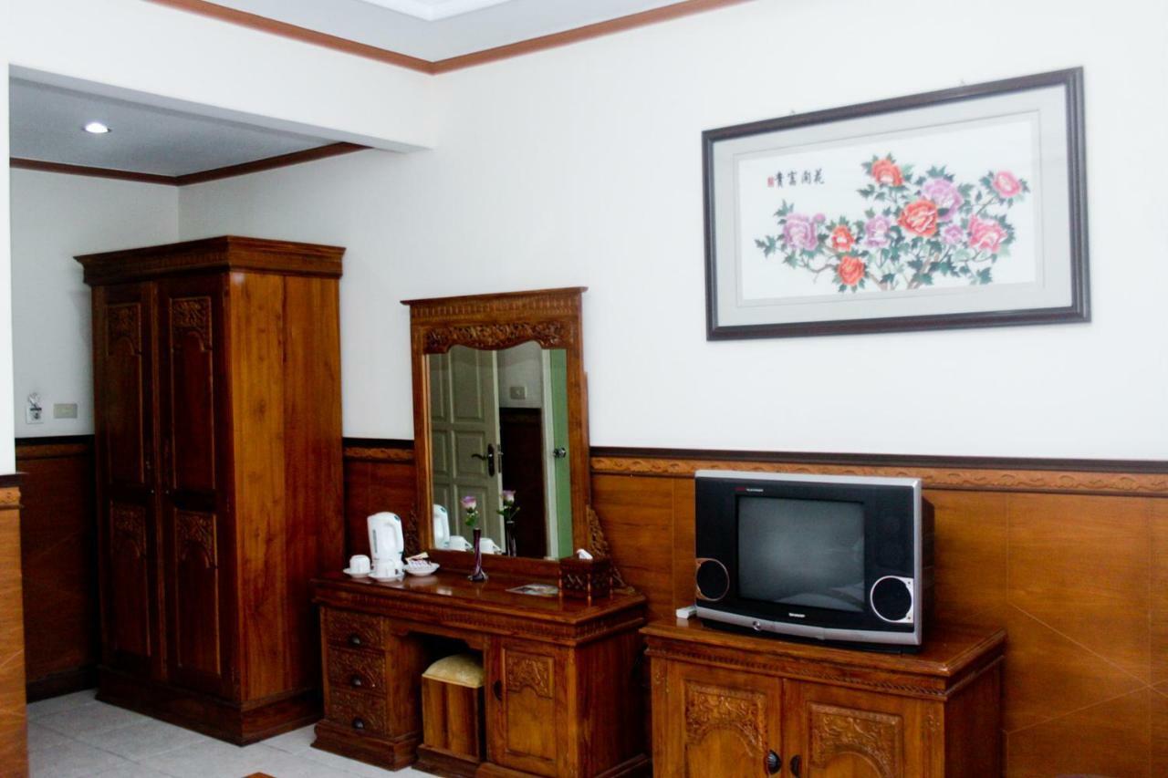 Hotel Wiwi Perkasa 2 Indramayu Экстерьер фото