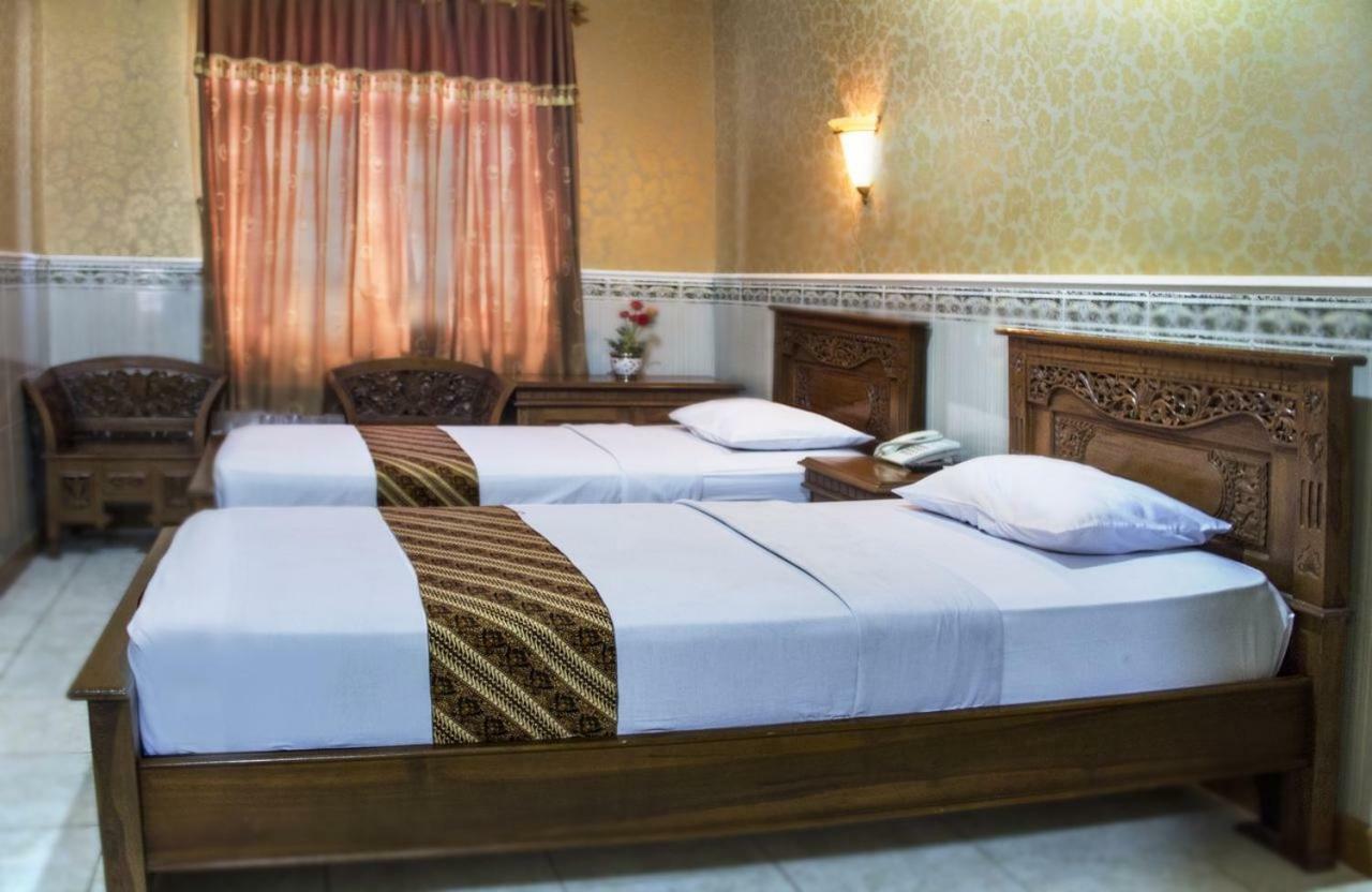 Hotel Wiwi Perkasa 2 Indramayu Экстерьер фото